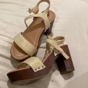 Strap wood heels